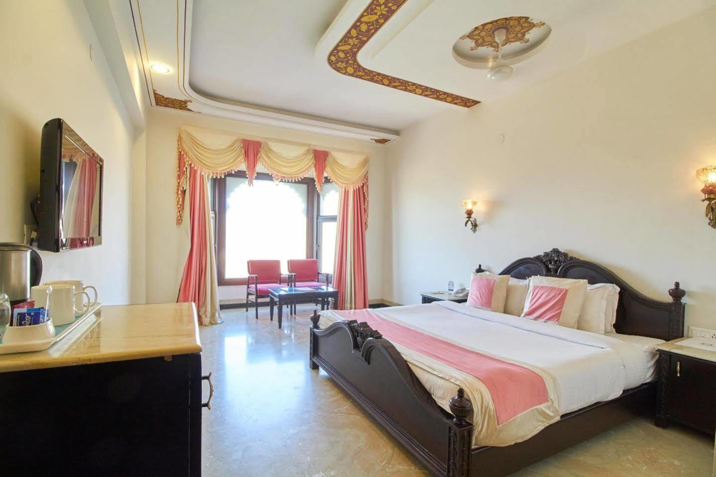Bhairavgarh Palace Ουνταϊπούρ Εξωτερικό φωτογραφία